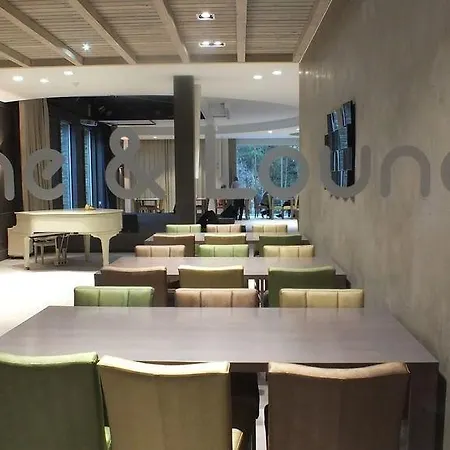 Vayamundo Resort Houffalize